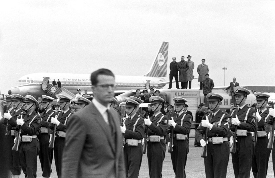 Koning Boudewijn en Fabiola op Schiphol, Bestanddeelnr 913-8509