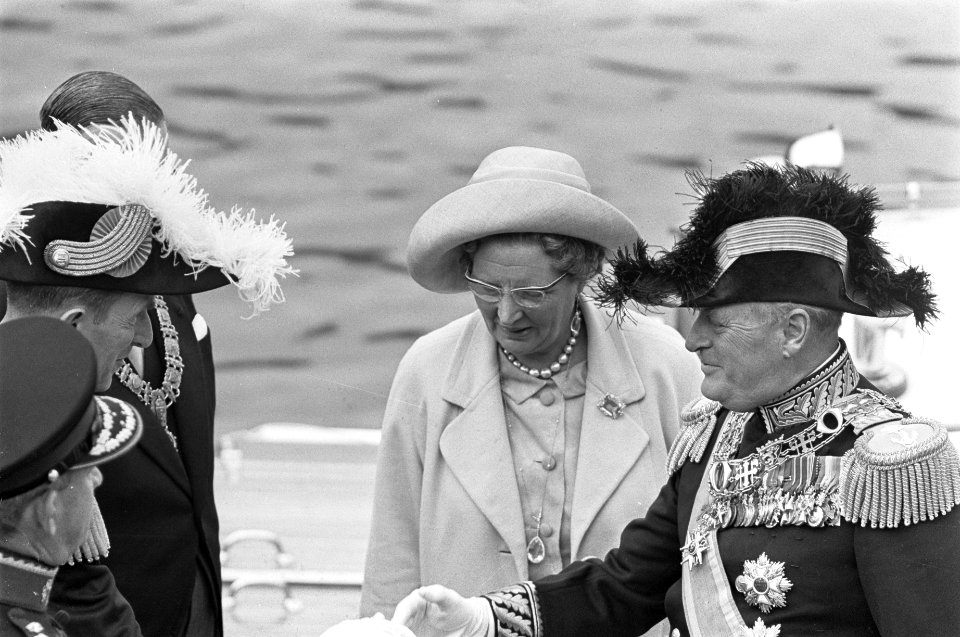 Koning Olav en koningin Juliana, Bestanddeelnr 916-8567