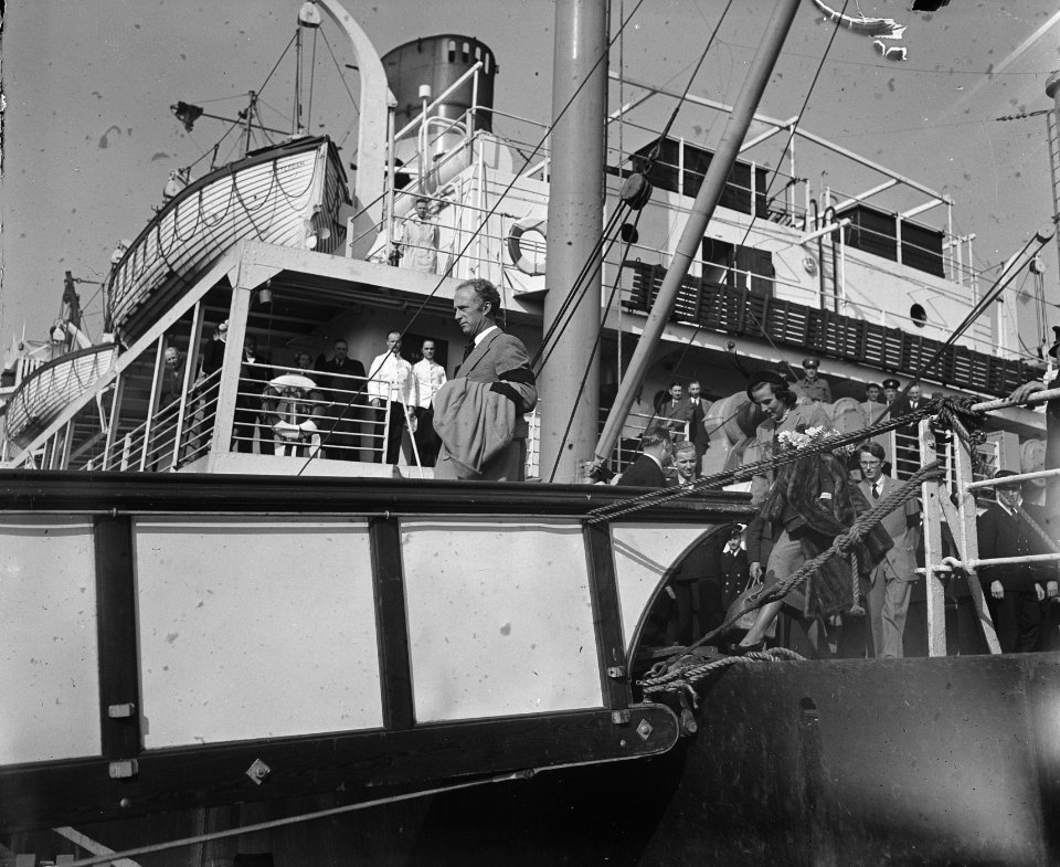 Koning Leopold te Rotterdam, zie 26884, Bestanddeelnr 902-6915
