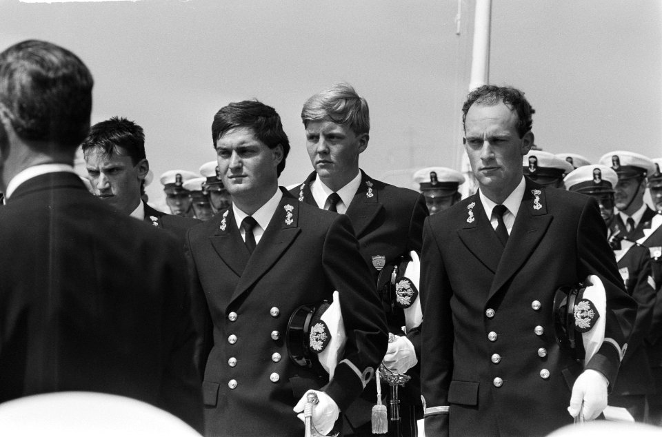 Koningin Beatrix en Prins Claus aanwezig bij beediging Prins Willem Alexander to, Bestanddeelnr 933-7025