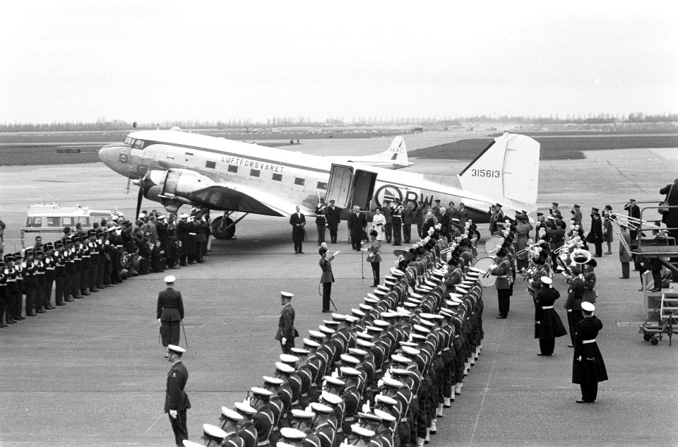Koning Olav van Noorwegen, Bestanddeelnr 913-8375