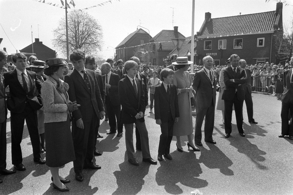 Koningin Beatrix in Meyel, Bestanddeelnr 933-6445