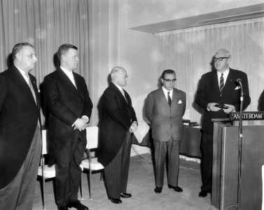 KNVB-receptie tgv 75-jarig bestaan in Amsterdamse Hiltonhotel, voorzitter Lux, Bestanddeelnr 917-2206