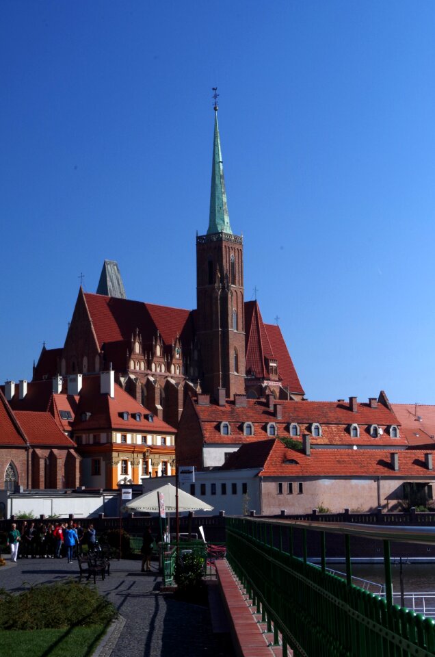 Ostrów tumski friendly city architecture