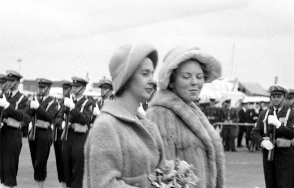 Koning Boudewijn en Fabiola op Schiphol, Bestanddeelnr 913-8510