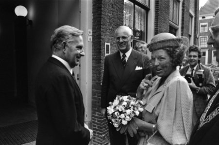 Koningin Beatrix bij congres Union Internationale des Avocats in Leiden Hare Ma, Bestanddeelnr 933-4109