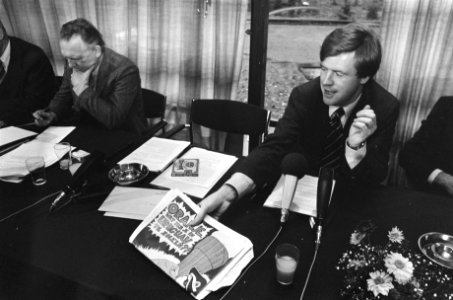 KNVB-Bondsvergadering in Zeist, tijdens vergadering is beslist dat het Nederland, Bestanddeelnr 931-2039
