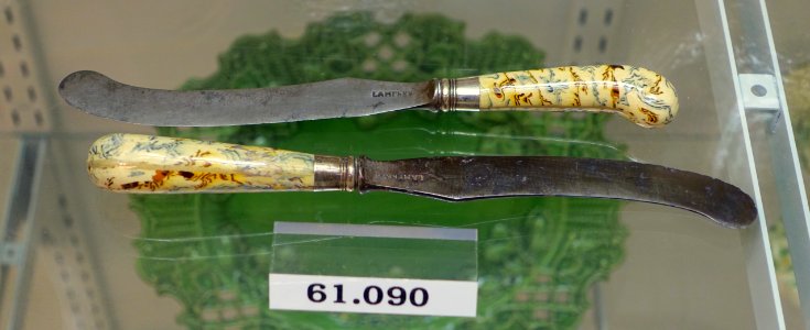 Knives by John Hinchcliffe, Staffordshire and Sheffield, England, 1750-1770, agateware, silvered steel, HD 61.090 - Flynt Center of Early New England Life - Deerfield, Massachusetts - DSC04514