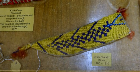 Knife sheath, Sioux, 1900-1910 - Robbins Museum - Middleborough, Massachusetts - DSC03925