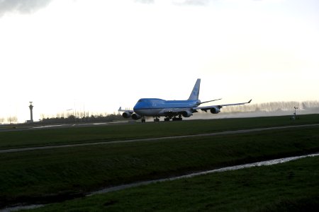 KLM Boeing 747-400 PH-BFH departing EHAM 1