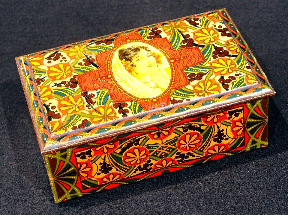 Koekjesblik zonder merknaam met art deco patroon, foto 3