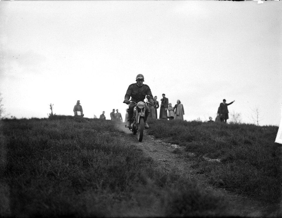KNMV kampioensterrein rit op Veluwe, Bestanddeelnr 903-9343