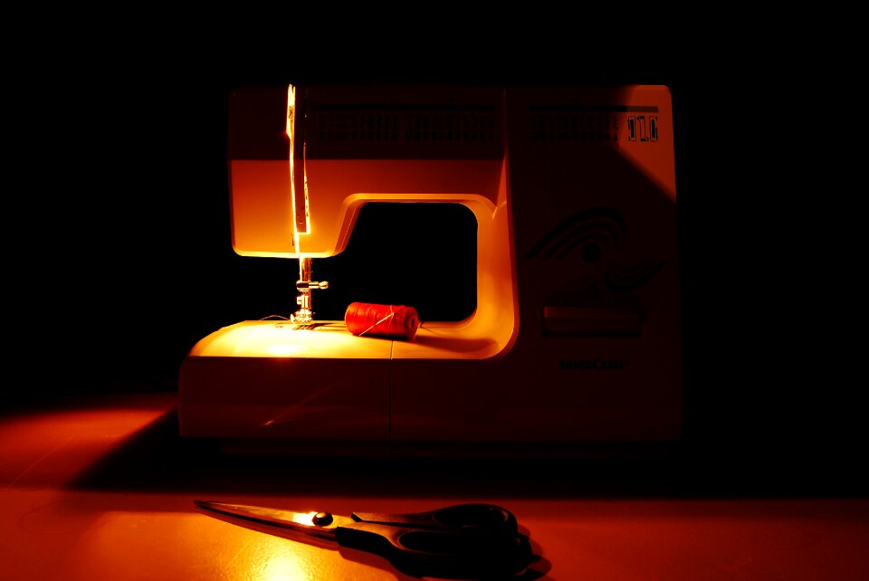 Scissors needle seamstress