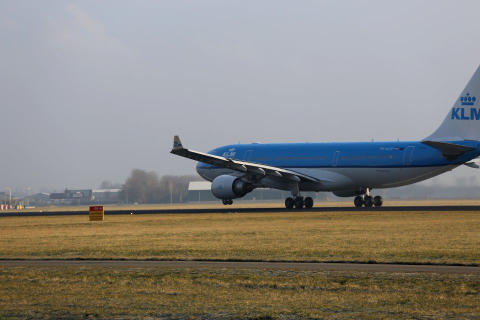 KLM Airbus A330-200 PH-AOE departing from EHAM 3