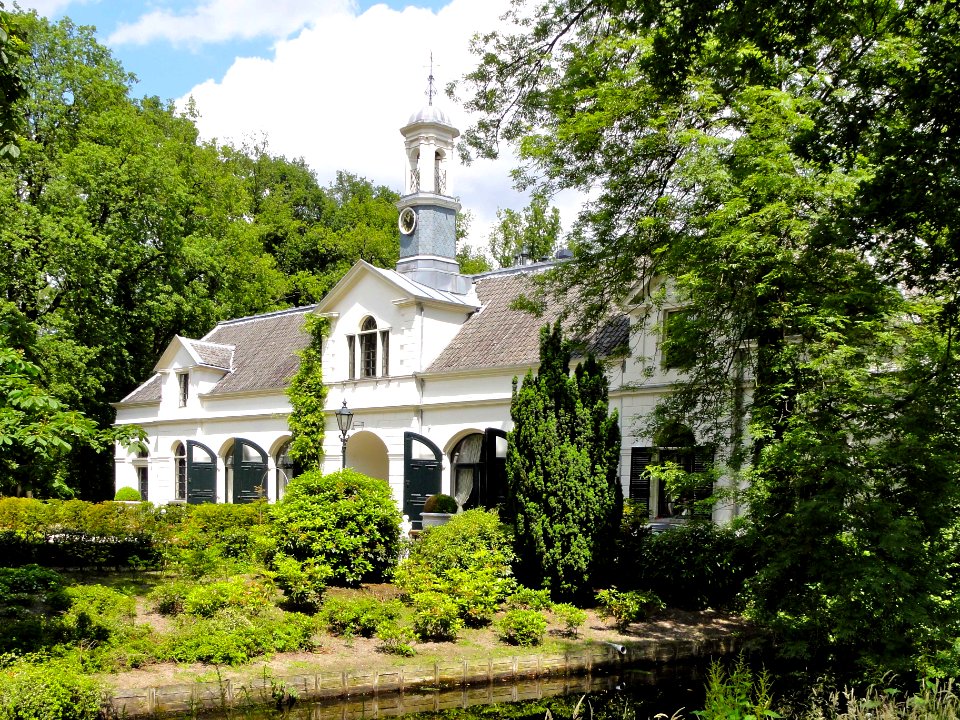 Koetshuis Kasteel Staverden