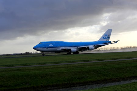 KLM Boeing 747-400 PH-BFH departing EHAM 4