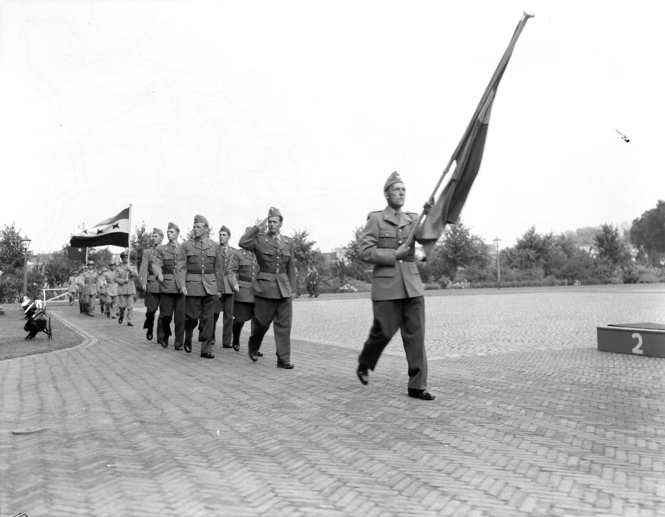 KMA Breda sluiting + prijsuitreiking militaire vijfkamp, Bestanddeelnr 907-2768