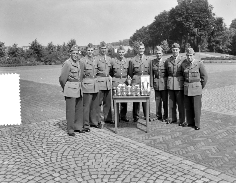 KMA Breda sluiting + prijsuitreiking militaire vijfkamp, Bestanddeelnr 907-2762
