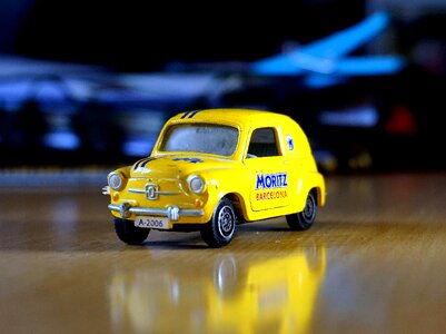 Miniature seventies seat 600