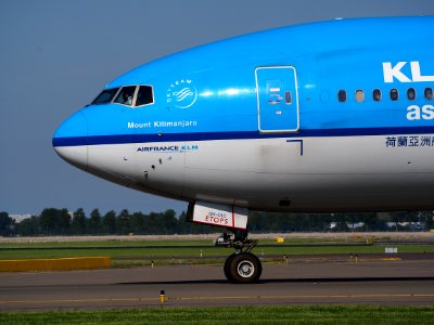 KLM B777-206(ER), PH-BQK, named Mount Kilimanjaro at Schiphol (AMS - EHAM), The Netherlands, 16may2014, pic-2