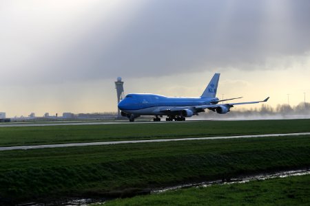 KLM Boeing 747-400 PH-BFW departing EHAM 3
