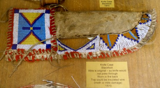 Knife case, Blackfoot, 1870 - Robbins Museum - Middleborough, Massachusetts - DSC03927