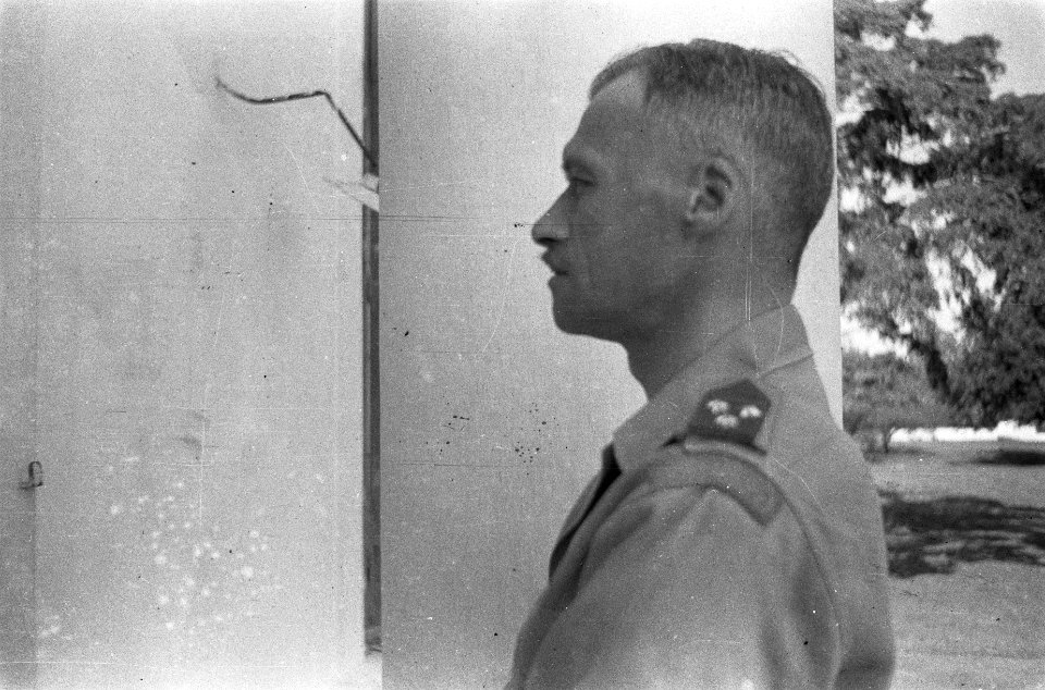 Kolonel A.A.J.J. Thomson, commandant 1e Infanterie Brigade Groep, Bestanddeelnr 420-6-2
