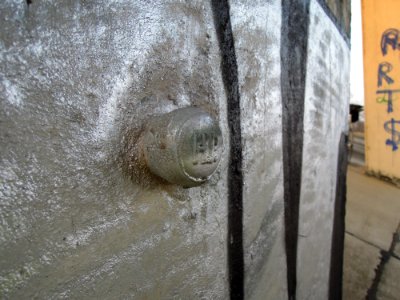 Knautnaundorfer Elsterbrücke im Verlauf der Bundesstraße 186 -Pfeilerdetail- Anfang März 2018