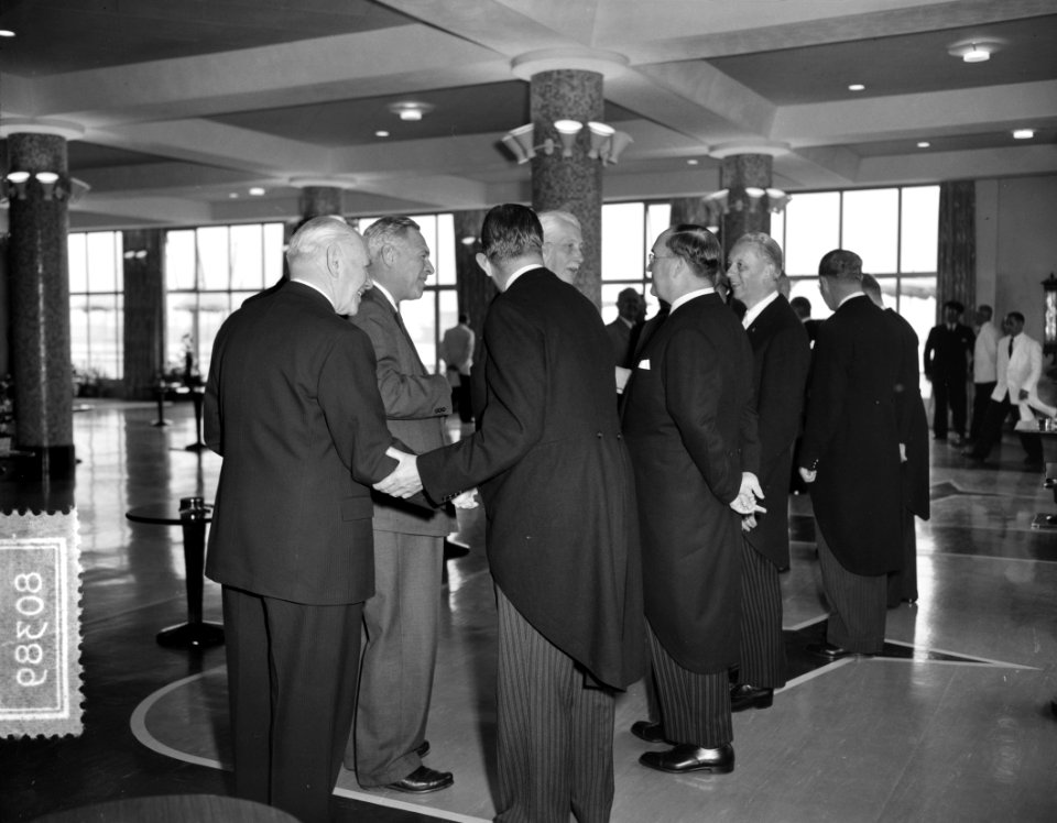 KNSM te Amsterdam 100 jaar plaatjes receptie, Bestanddeelnr 908-0389