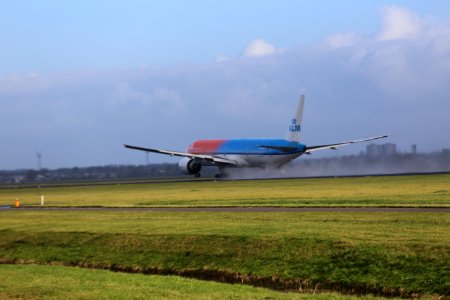 KLM B777-306ER (PH-BVA) at Amsterdam Airport Schiphol (18)