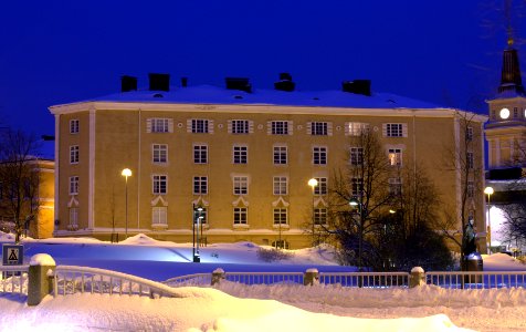 Kolmiotalo Oulu 20100227