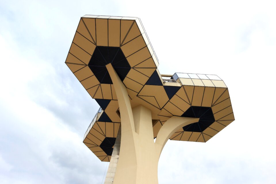 Communication tower transmission