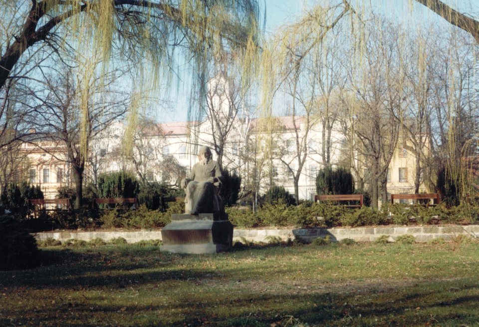 Kolín pomník J. A. Komenského 1995
