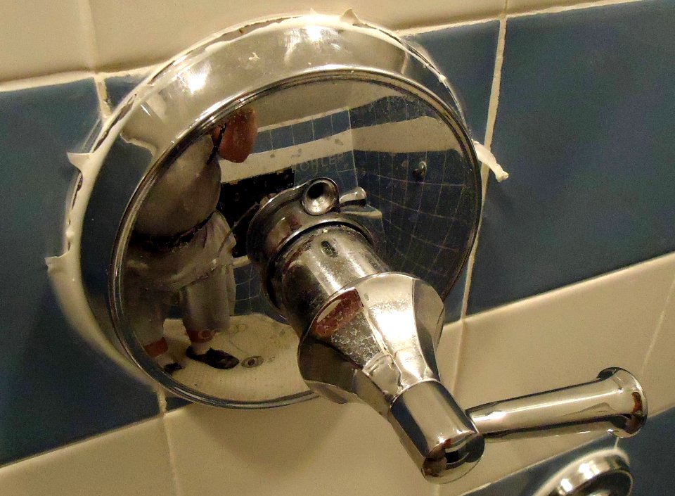Kohler 306 diverter valve replacement putting escutcheon back