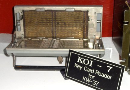 KOI-7 Key Card Reader for KW-37 - National Cryptologic Museum - DSC08008