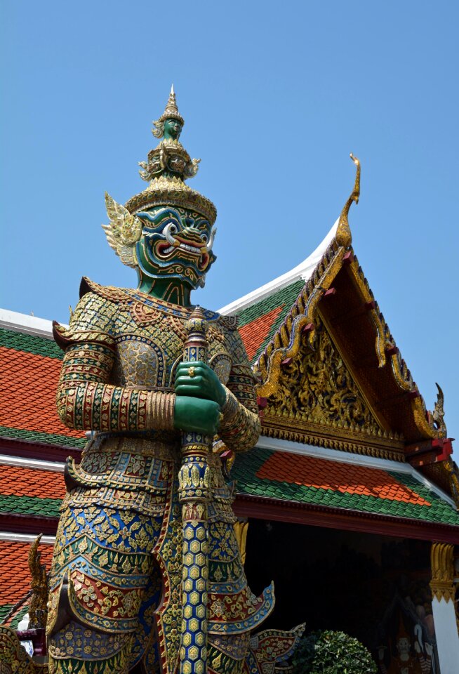 Bangkok temple of wat phra kaew photo