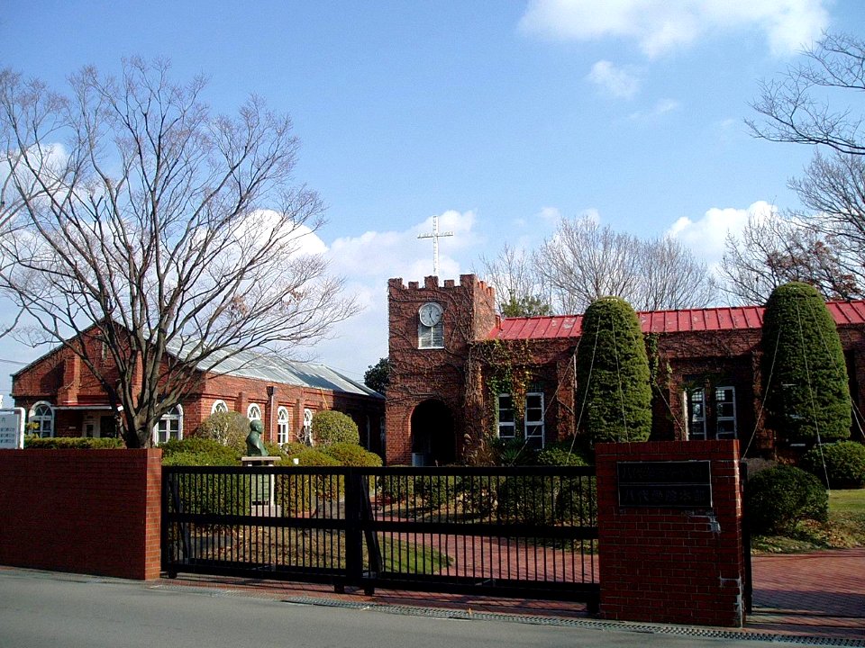 Kobe-St.Michael's-HighSchool-Chapel-2013123101