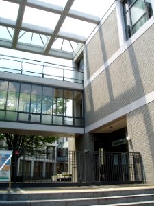 Kobe-Yamate-Univ-2012081803