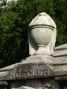 Koegler mausoleum, draped urn, South Side Cemetery, 2020-07-14