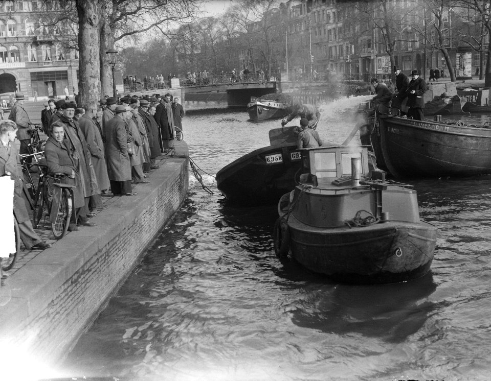 Kolenschuit in Stadhouderskade wordt gelicht, Bestanddeelnr 903-8283