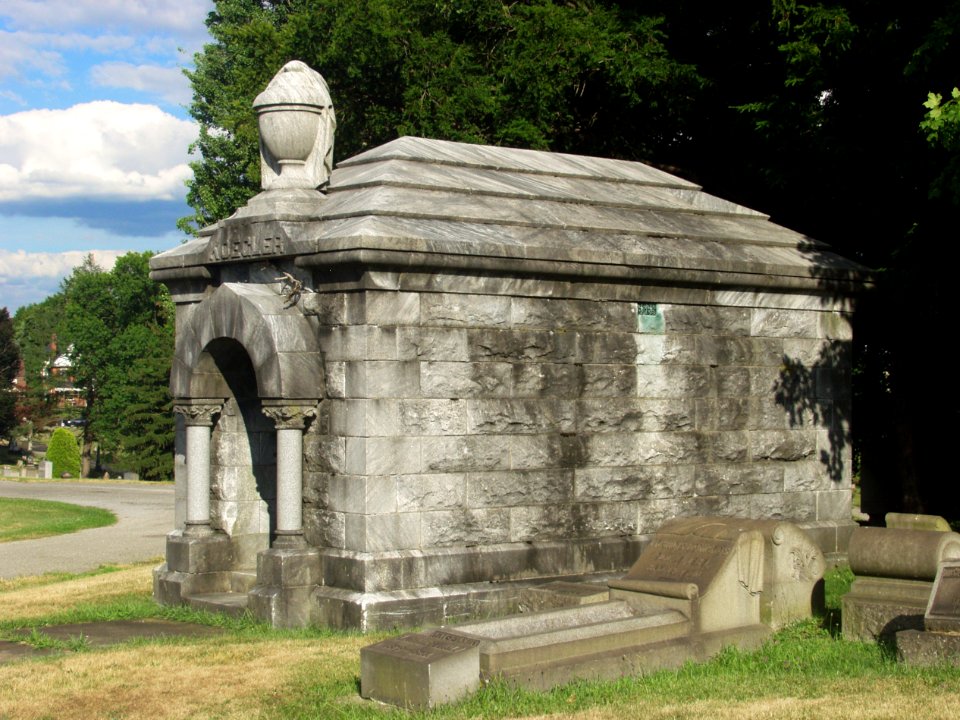 Koegler mausoleum, South Side Cemetery, 2020-07-14