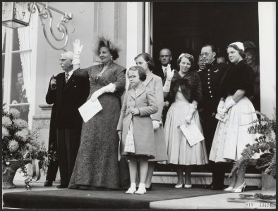 Koninklijk huis, koninginnen, prinsen, prinsessen, prinsjesdag, ministers, Bestanddeelnr 019-1317