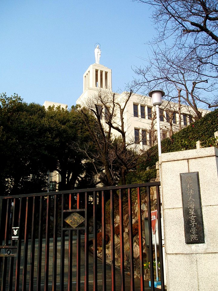 Kobe-Kaisei-College-2014123001