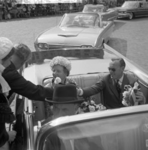 Koninklijk gezin in Den Bosch (reportage), Bestanddeelnr 913-8966