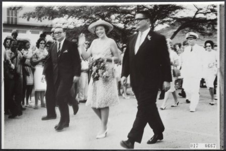Koninklijk huis, prinsessen, bezoeken, scholen, gebiedsdelen, Albert Schweitzers, Bestanddeelnr 017-0667