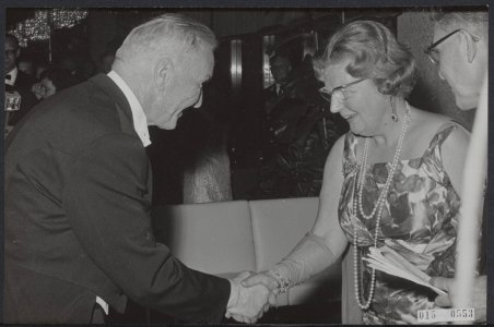 Koninklijk huis, koninginnen, bezoeken, concerten, ambassadeurs, Juliana, koning, Bestanddeelnr 015-0553