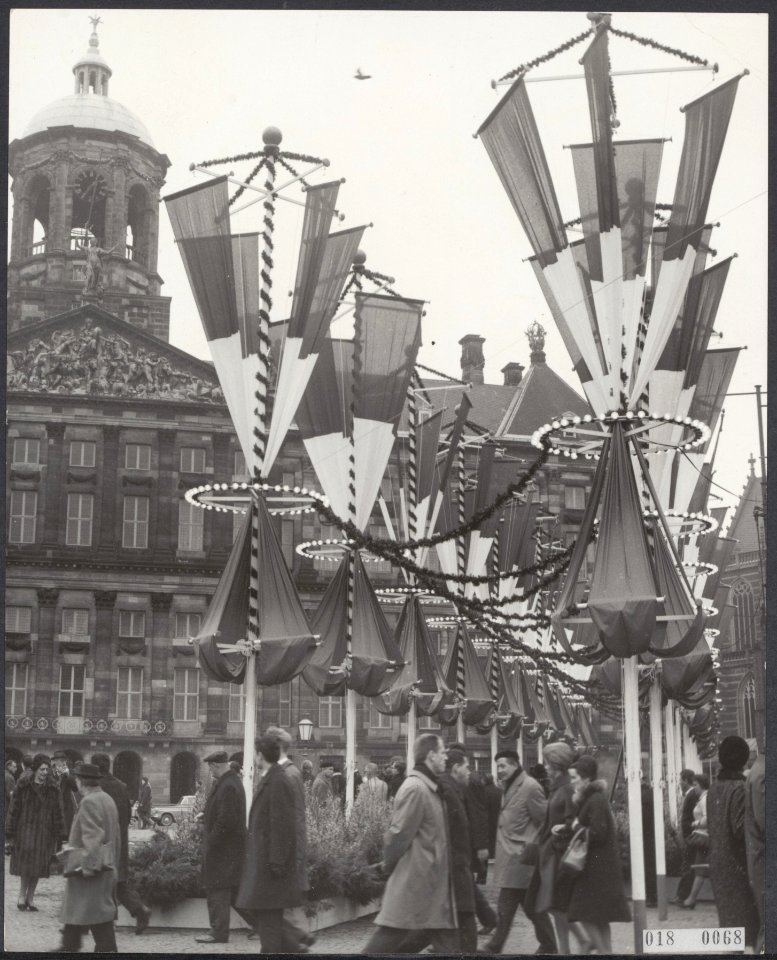 Koninklijk huis, festiviteiten, vlaggen, Bestanddeelnr 018-0068