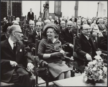 Koninklijk huis, koninginnen, bezoeken, congressen, Janssen H.H., Juliana, konin, Bestanddeelnr 015-0691