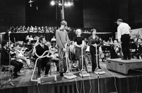 Kolderconcert in de Doelen te Rotterdam, repetitie, v.l.n Albert Mol, Jasper van, Bestanddeelnr 920-3286