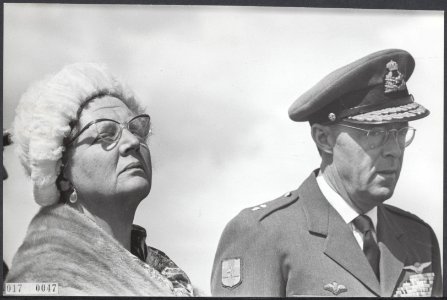 Koninklijk huis, koninginnen, prinsen, portretten, luchtmacht, Bernhard, prins, , Bestanddeelnr 017-0047